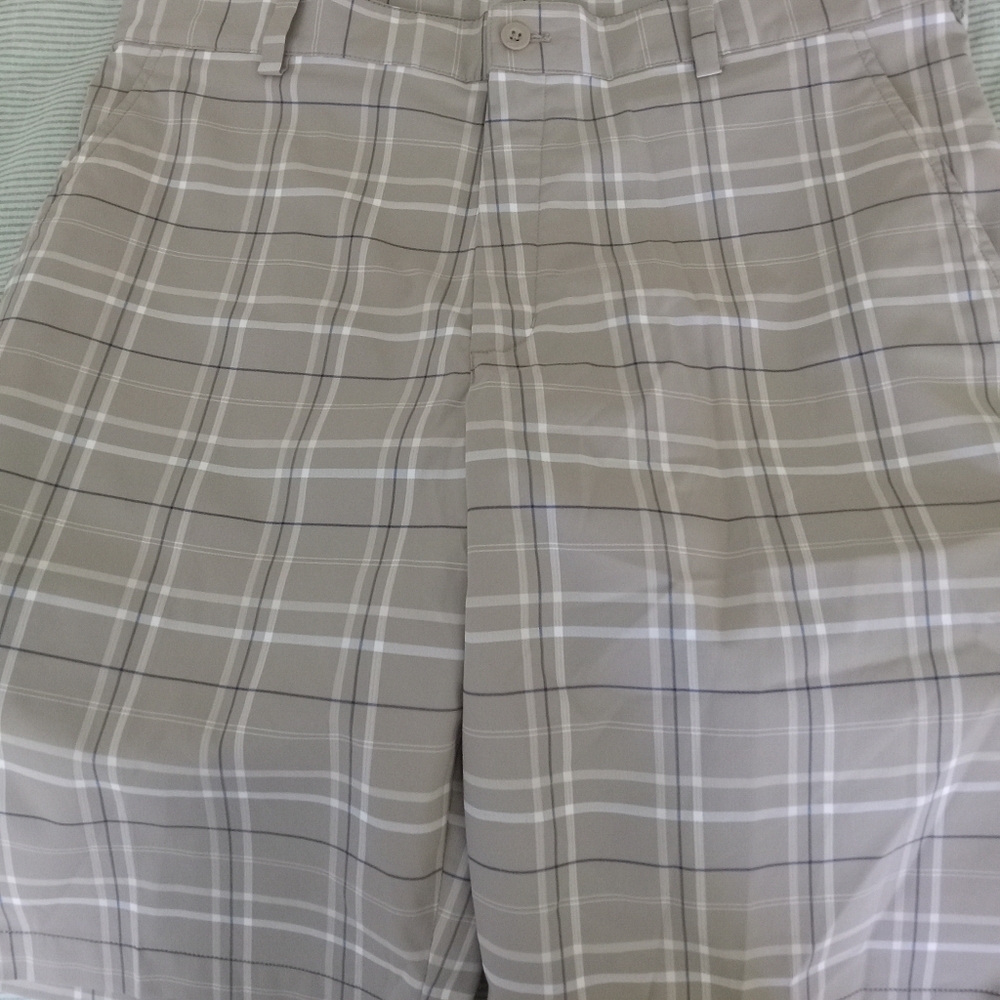 Nike golf shorts